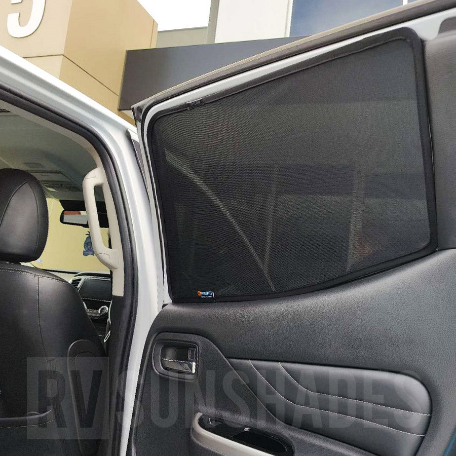 Mitsubishi Triton Sun Shade