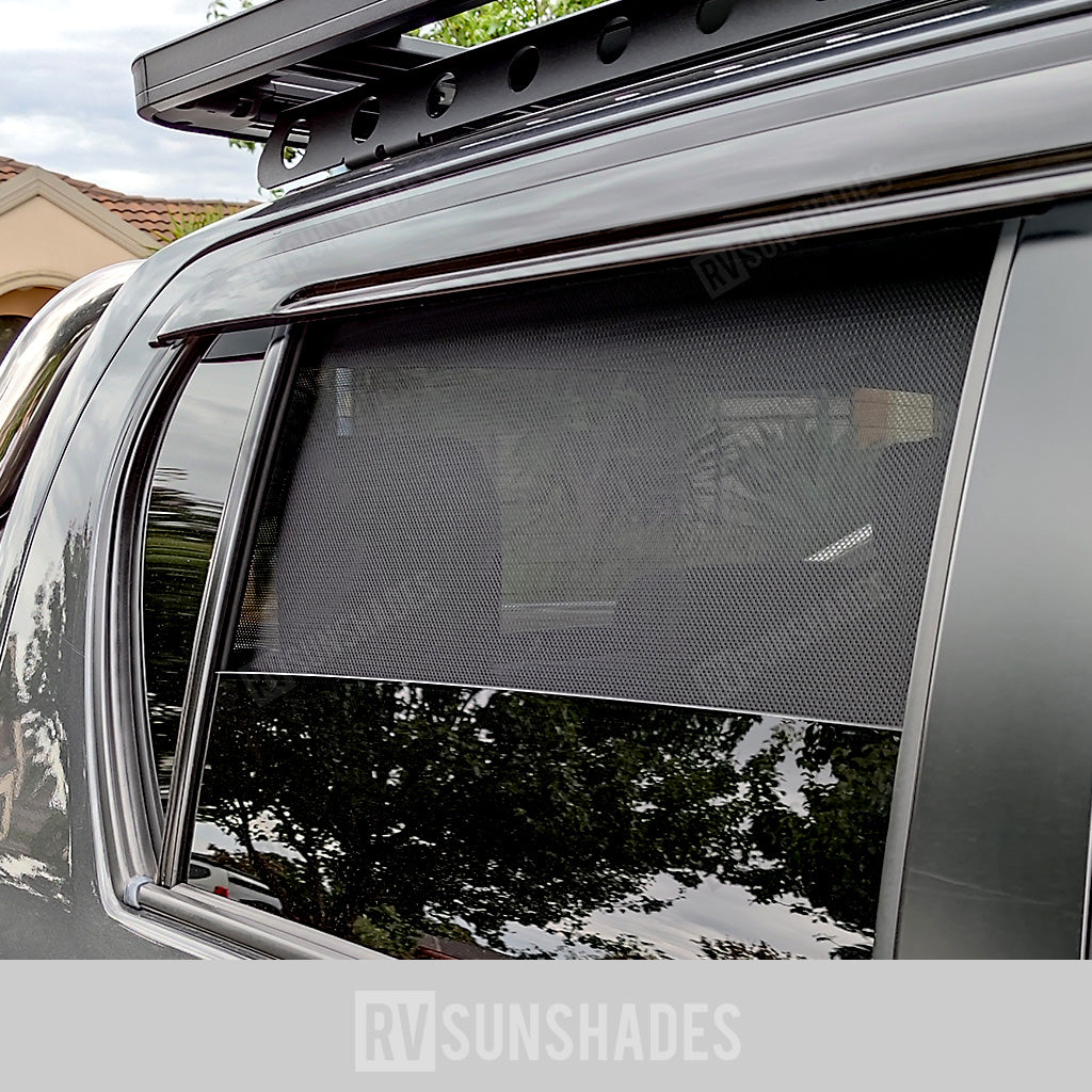 RVSUNSHADES-Hilux-Shade-3