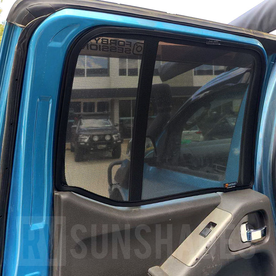 NISSAN D40 Sun Shade