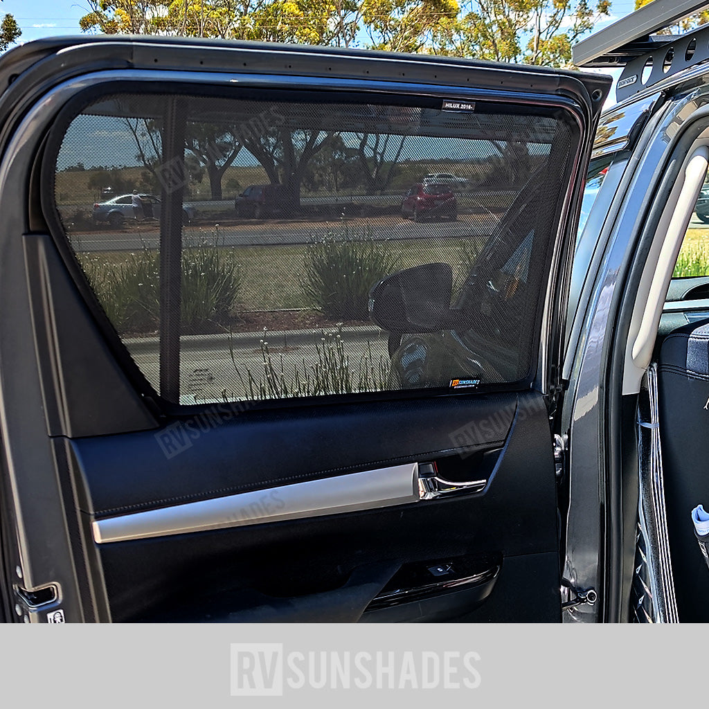 RVSUNSHADES-Hilux-Shade-1